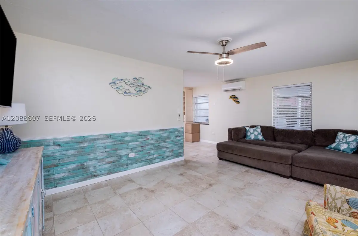 11231 2nd Ave Ocean, Marathon, FL 33050 - #1