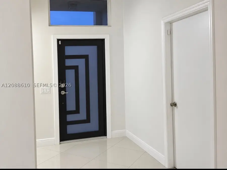 7384 Granada Way, Margate, FL 33063 - #2