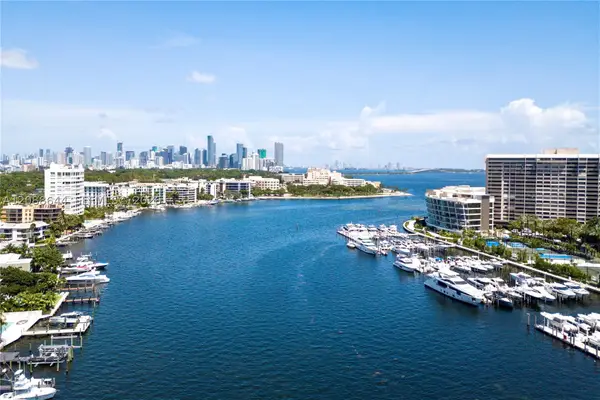 3 Grove Isle Dr #CPH08, Miami, FL 33133