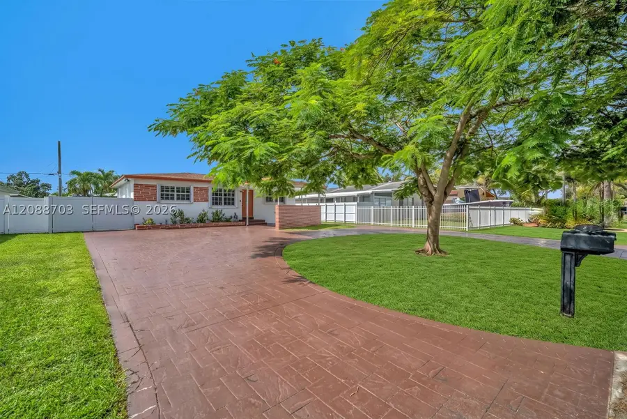6508 Plunkett St, Hollywood, FL 33023 - #3