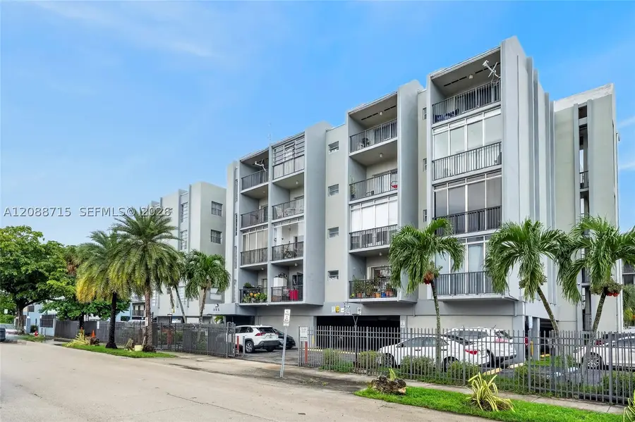 305 W 68th St #419, Hialeah, FL 33014 - #3