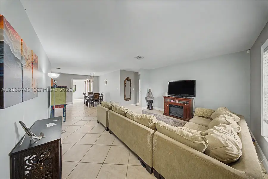 8405 SW 19th St, North Lauderdale, FL 33068 - #3