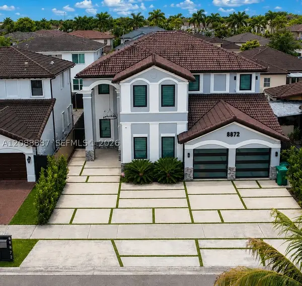 8872 NW 181st St, Hialeah Gardens, FL 33018
