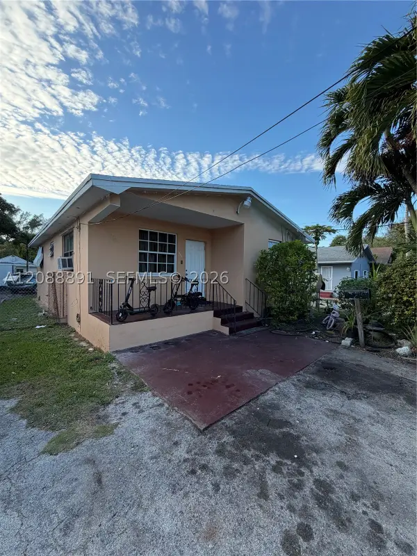8848 NW 5th Ave, El Portal, FL 33150