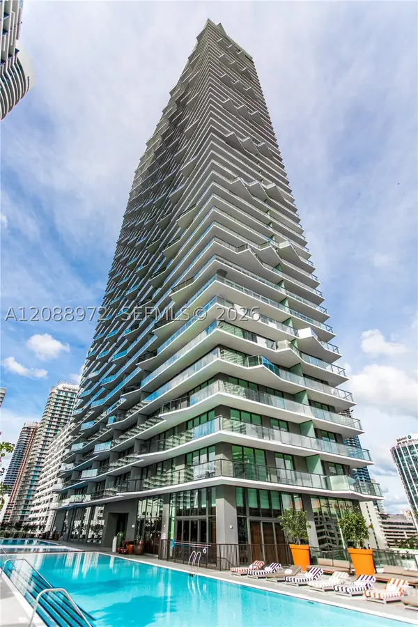 1300 S Miami Ave #2210, Miami, FL 33130