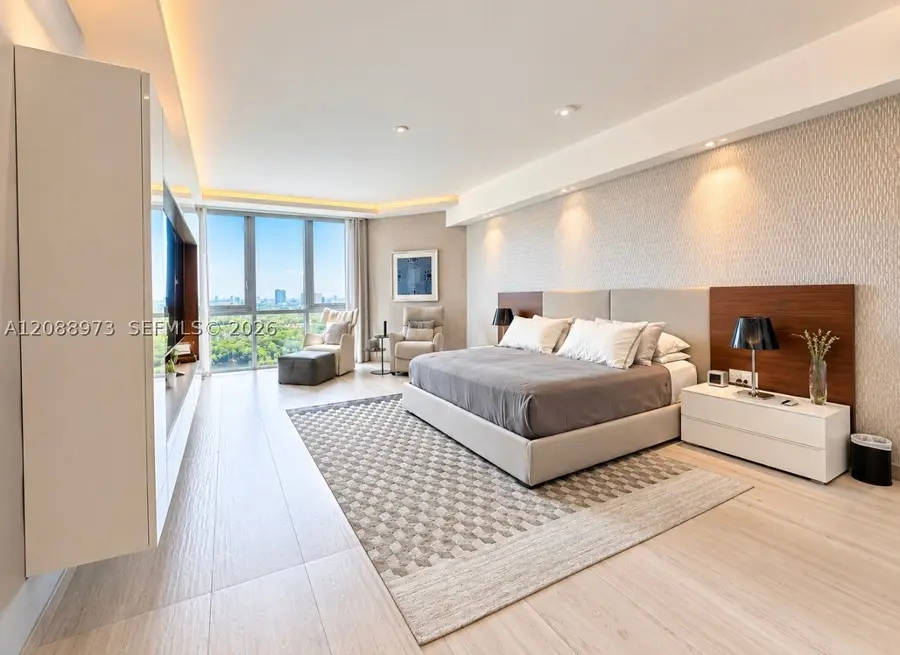 17111 Biscayne Blvd #2210, North Miami Beach, FL 33160 - #3