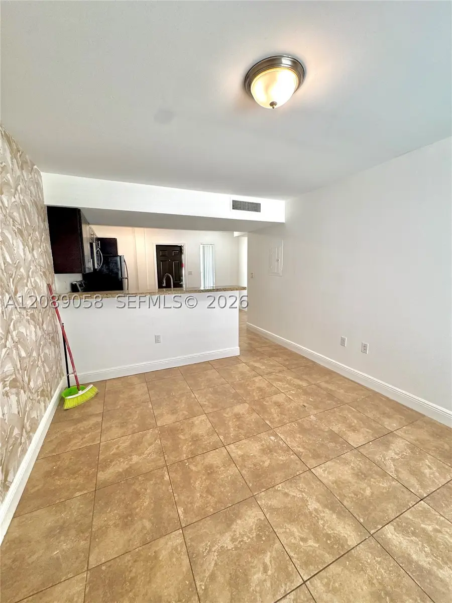 1968 NW 4th Ct #323, Miami, FL 33136 - #3
