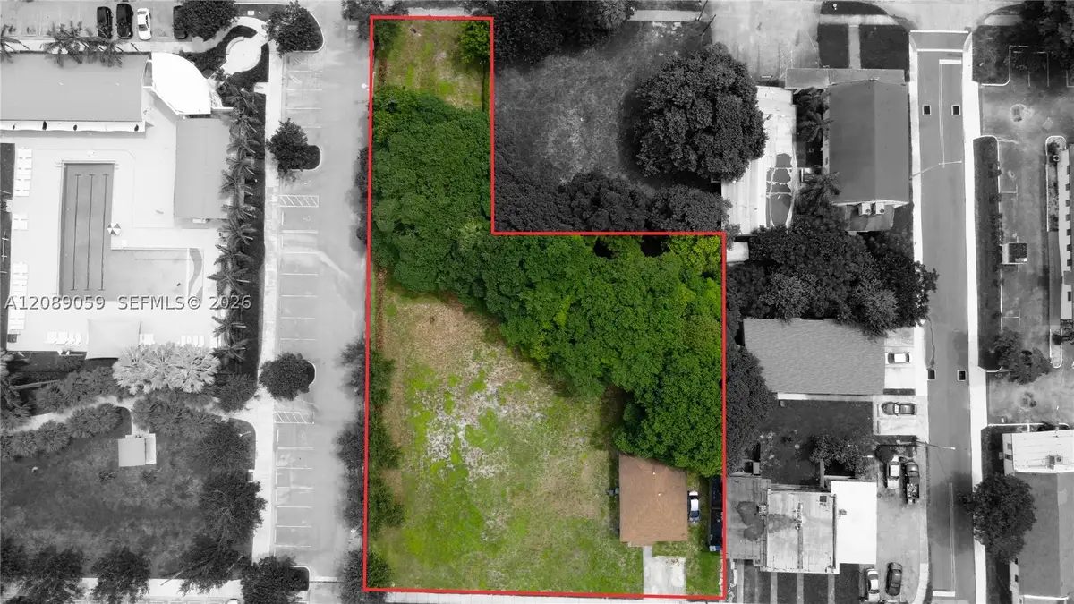 708 NW 2nd Ave, Hallandale Beach, FL 33009 - #1