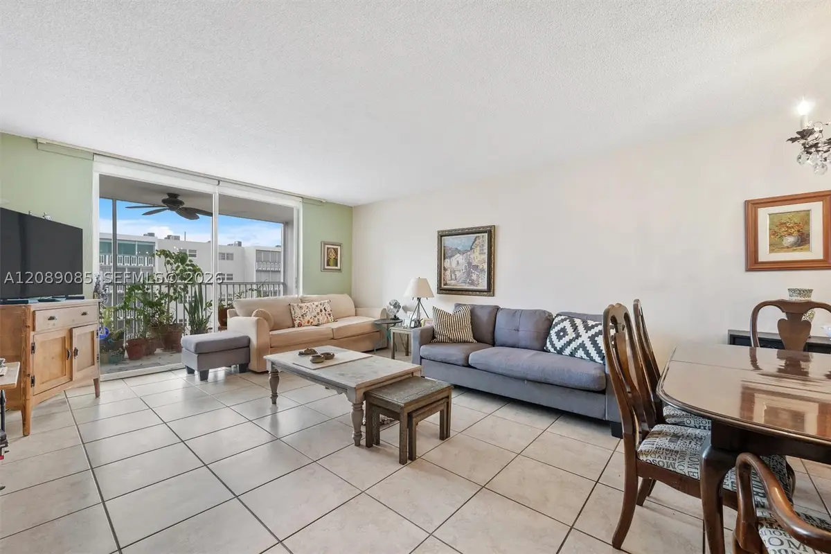 500 NE 12th Ave #601, Hallandale Beach, FL 33009 - #1