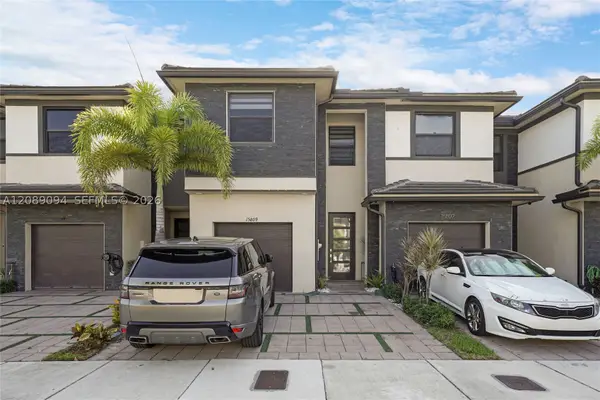 15809 NW 91st Ct, Miami Lakes, FL 33018