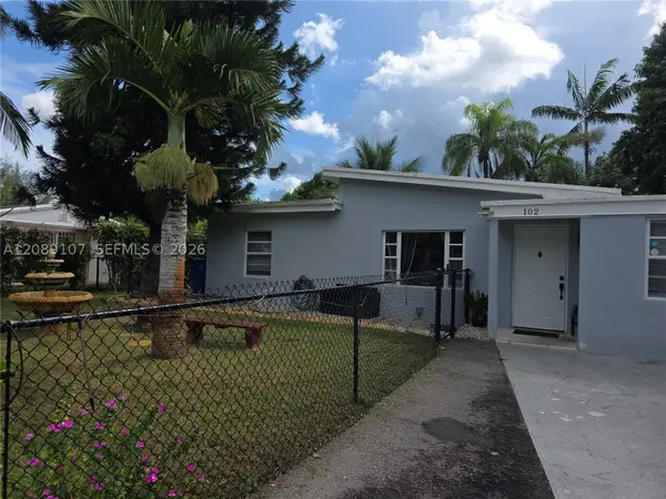 102 Williams Rd, West Park, FL 33023