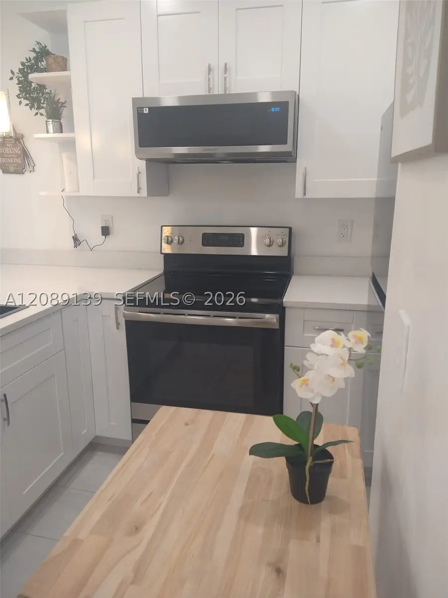 600 Layne Blvd #122, Hallandale Beach, FL 33009 - #2