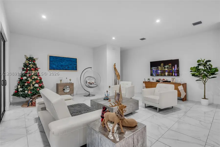 4363 NW 81st Ave, Doral, FL 33166 - #3