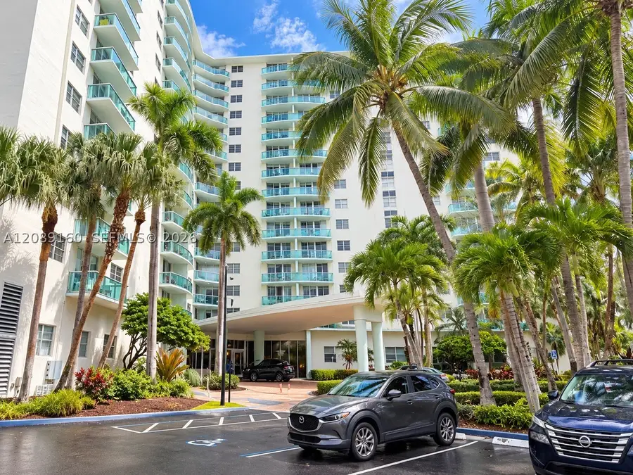 3901 S Ocean Dr #5A, Hollywood, FL 33019 - #2