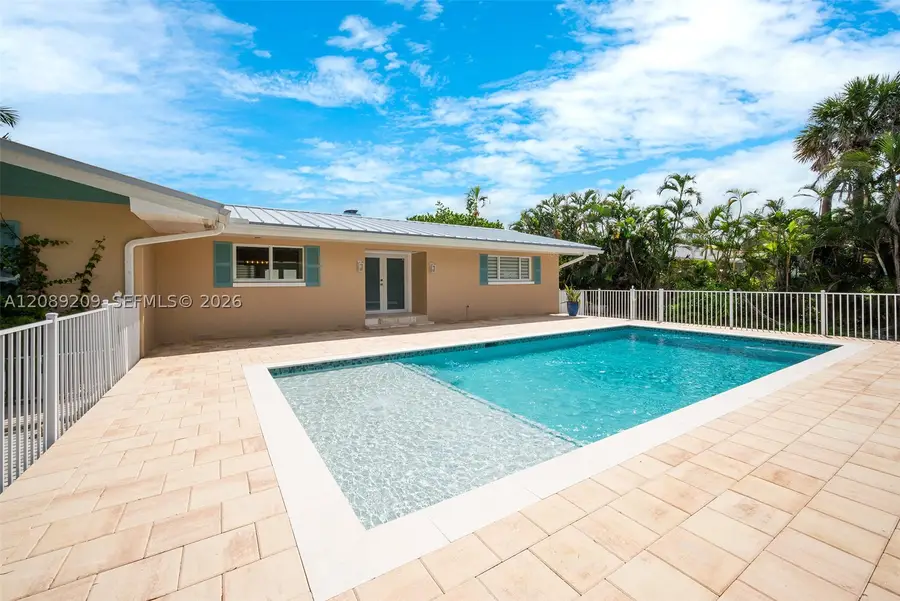5885 Pine Tree, Sanibel, FL 33957 - #3