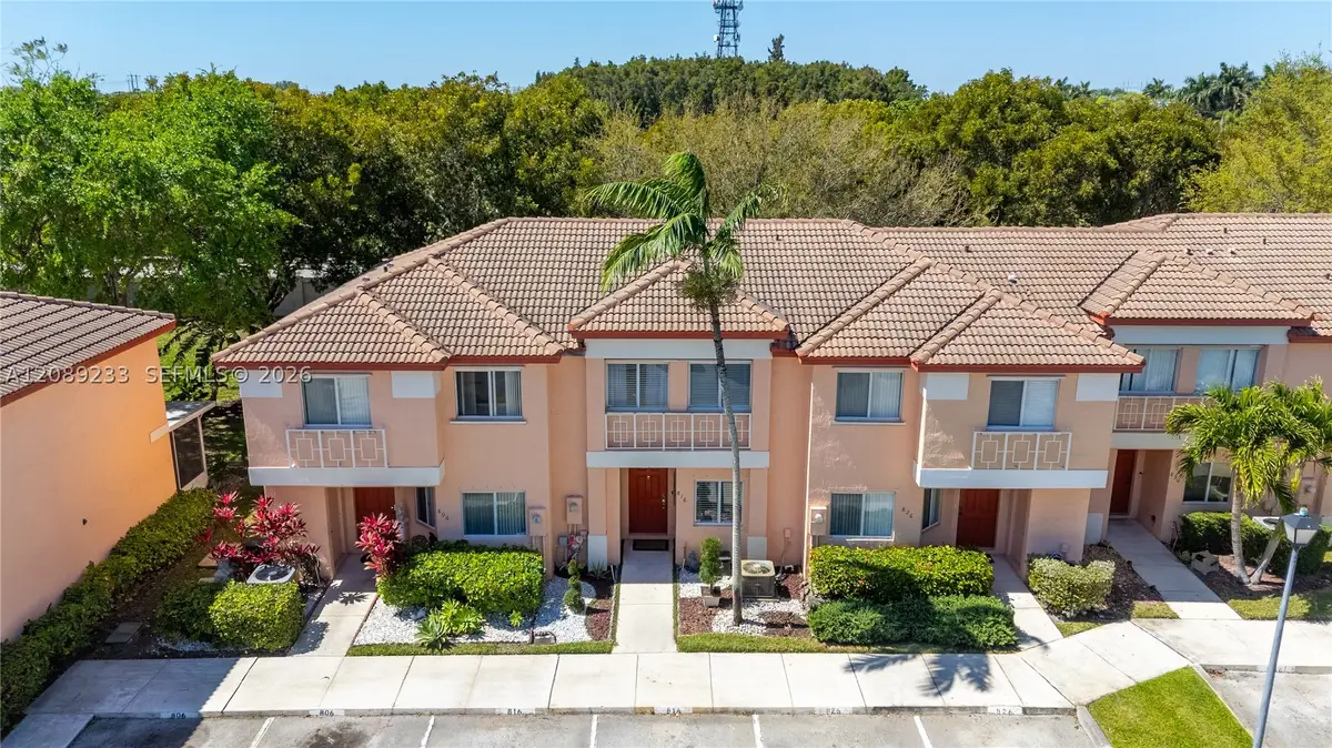 816 NW 208th Way, Pembroke Pines, FL 33029 - #1