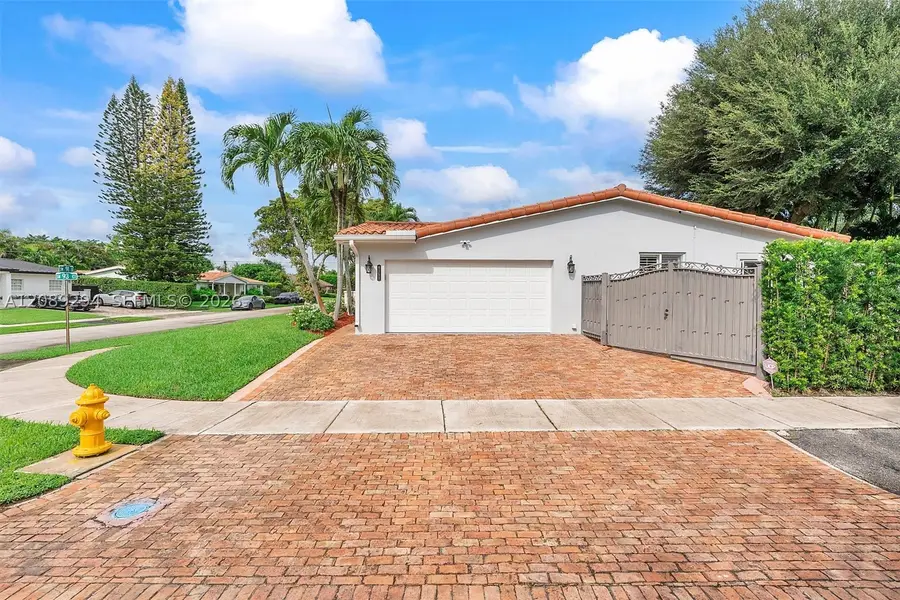 9355 SW 91st St, Miami, FL 33176 - #3