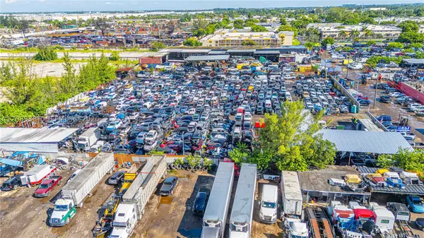 Alexandria Dr, Opa Locka, FL 33054