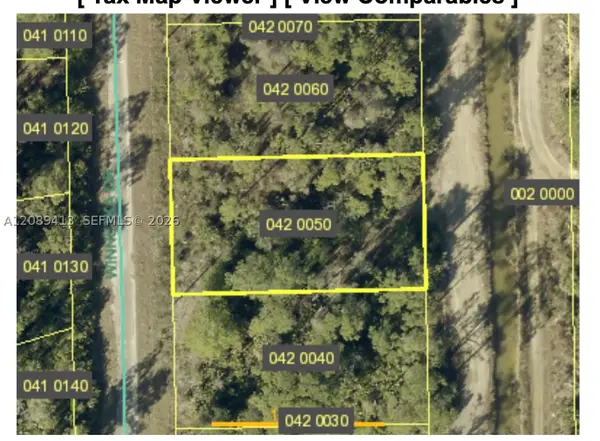 2110 Winnetka Dr, Lehigh Acres, FL 33972
