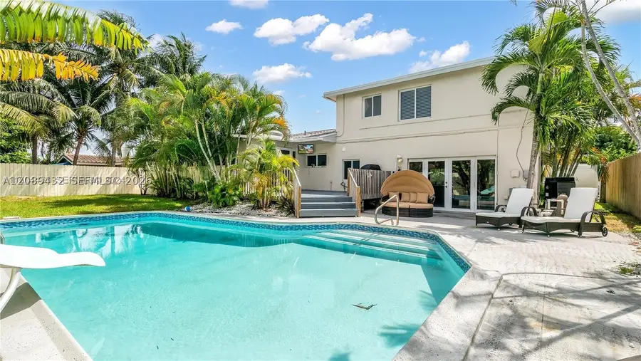 5211 NE 17th Ave, Fort Lauderdale, FL 33334 - #2