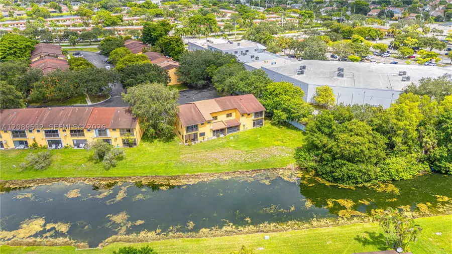 9014 NW 45th Ct, Sunrise, FL 33351 - #2