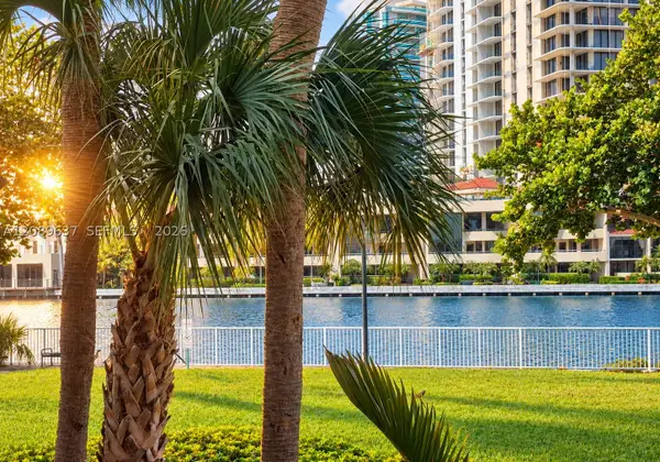 19390 Collins Ave #119, Sunny Isles Beach, FL 33160