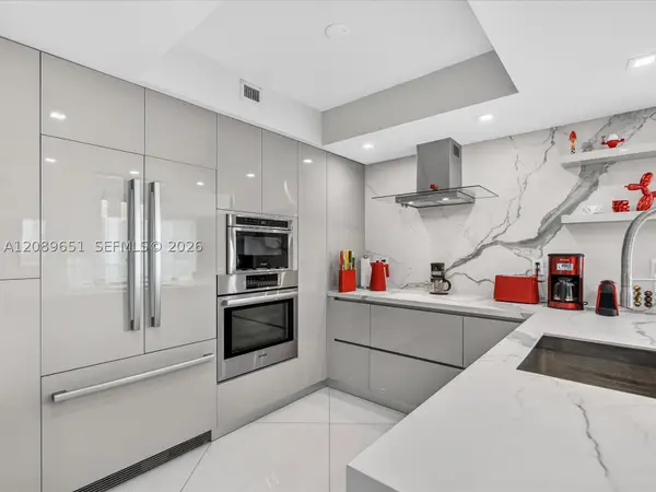250 Sunny Isles Blvd #3-1004, Sunny Isles Beach, FL 33160