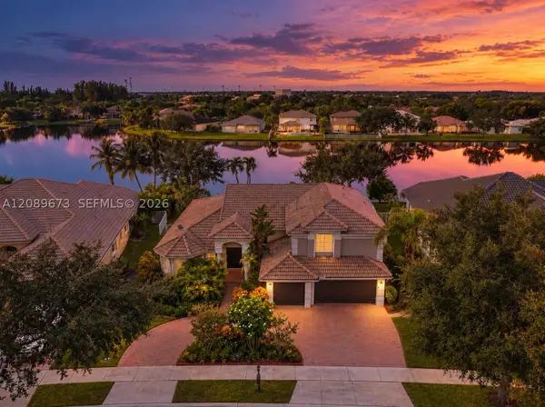 12922 NW 20th St, Pembroke Pines, FL 33028