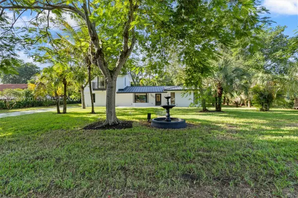 7800 SW 94th St, Miami, FL 33156