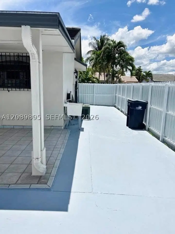 2219 SW 137th Pl, Miami, FL 33175 - #2