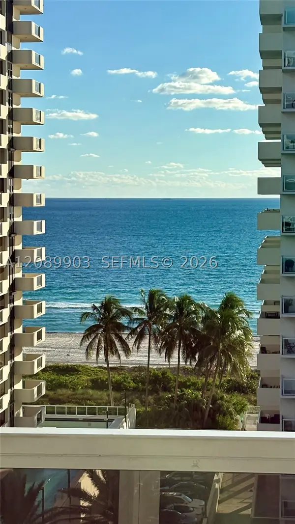 5700 Collins Ave #11B, Miami Beach, FL 33140
