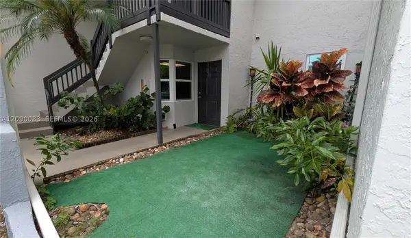 211 SW 113th Way #211, Pembroke Pines, FL 33025