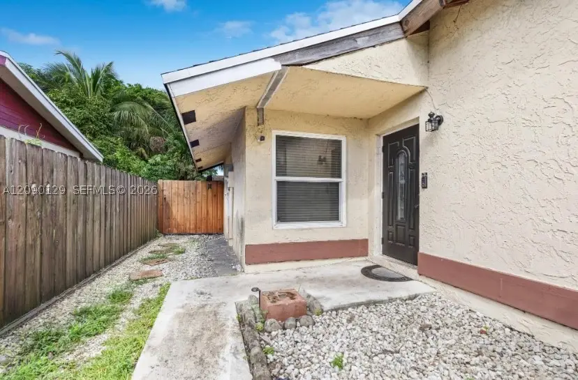 281 SW 83rd Ave, North Lauderdale, FL 33068 - #1