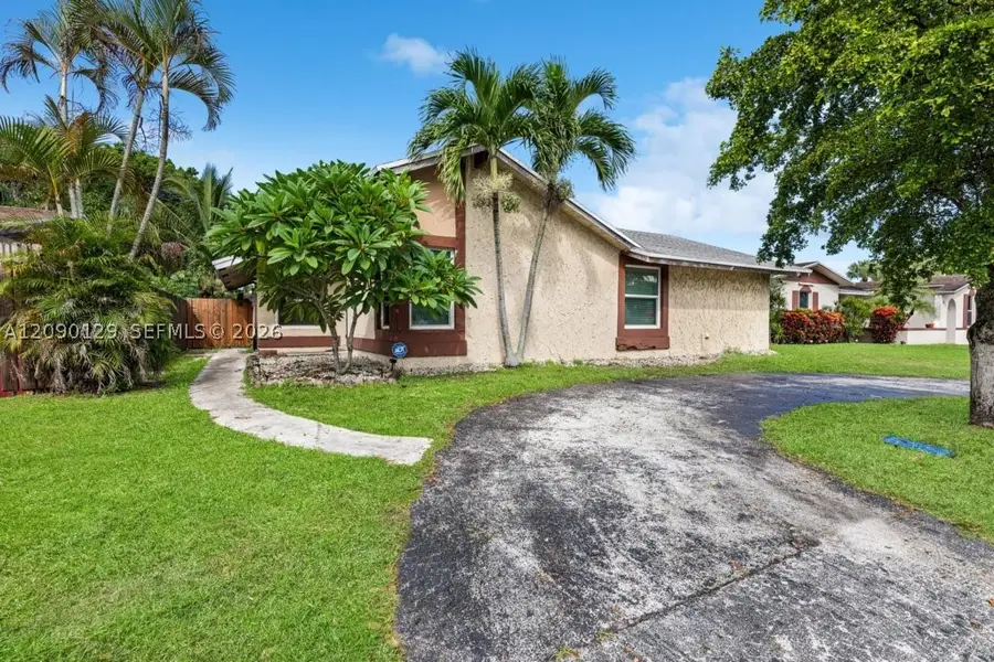 281 SW 83rd Ave, North Lauderdale, FL 33068 - #3