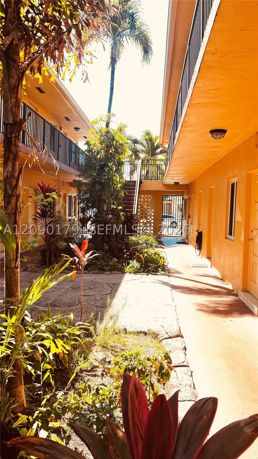 1733 Mayo St #11, Hollywood, FL 33020 - #3