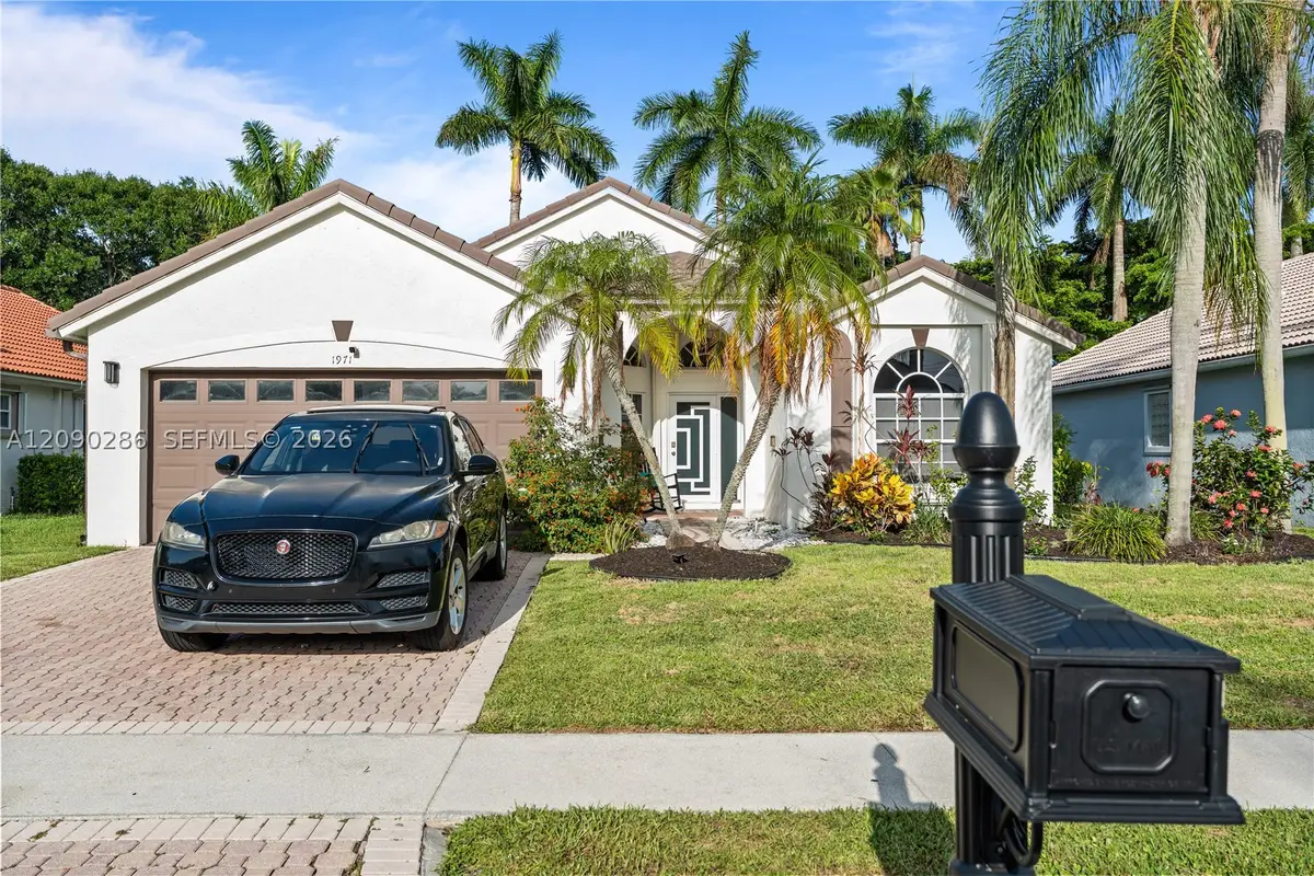 1971 Oak Berry Cir, Wellington, FL 33414 - #1