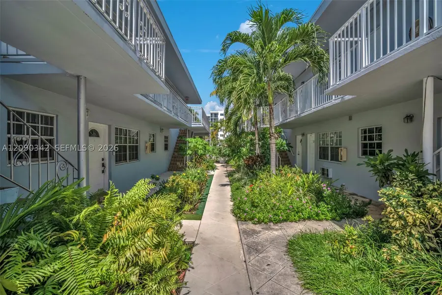 8010 Tatum Waterway Dr #5, Miami Beach, FL 33141 - #3