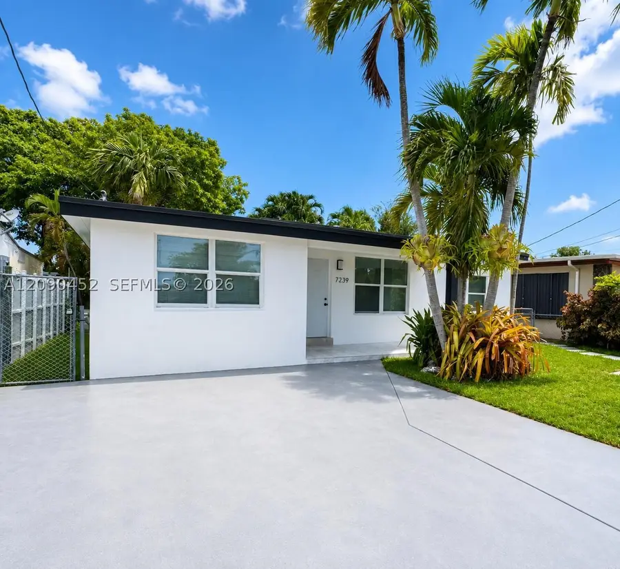 7239 NW 3rd St, Miami, FL 33126 - #3
