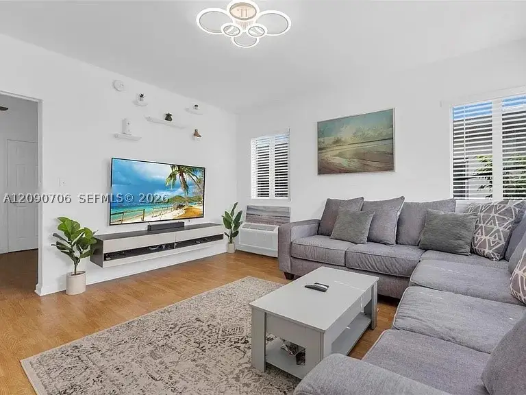 1027 Euclid Ave #12, Miami Beach, FL 33139 - #2