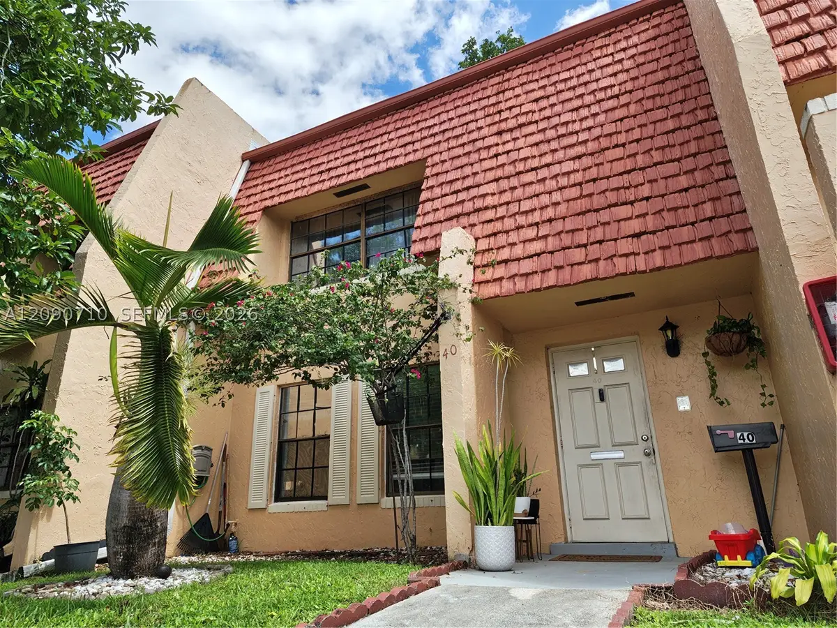 40 Pleasant Hill Ln #40, Tamarac, FL 33319 - #1