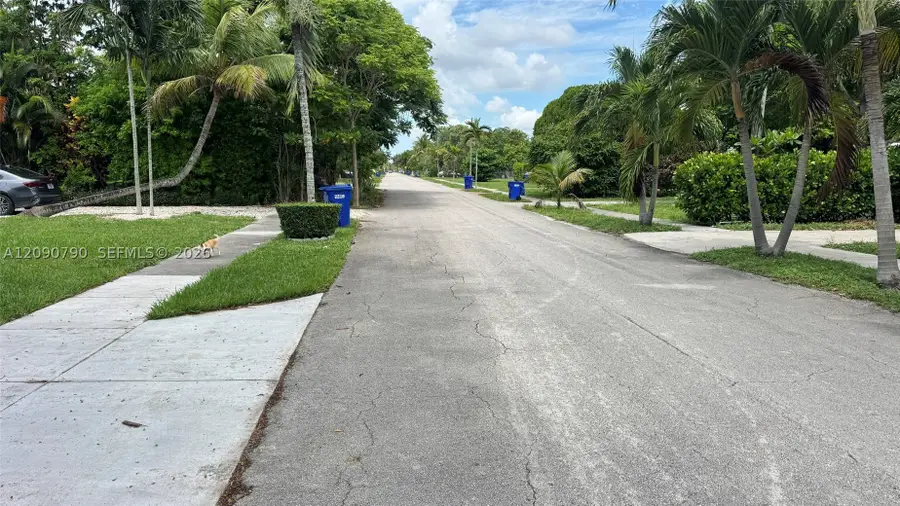 1782 NE 177th St, North Miami Beach, FL 33162 - #3
