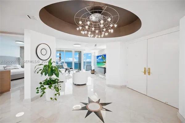 19111 Collins Ave #2207, Sunny Isles Beach, FL 33160