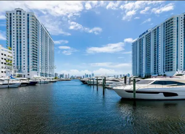 17211 Biscayne Blvd, North Miami Beach, FL 33160