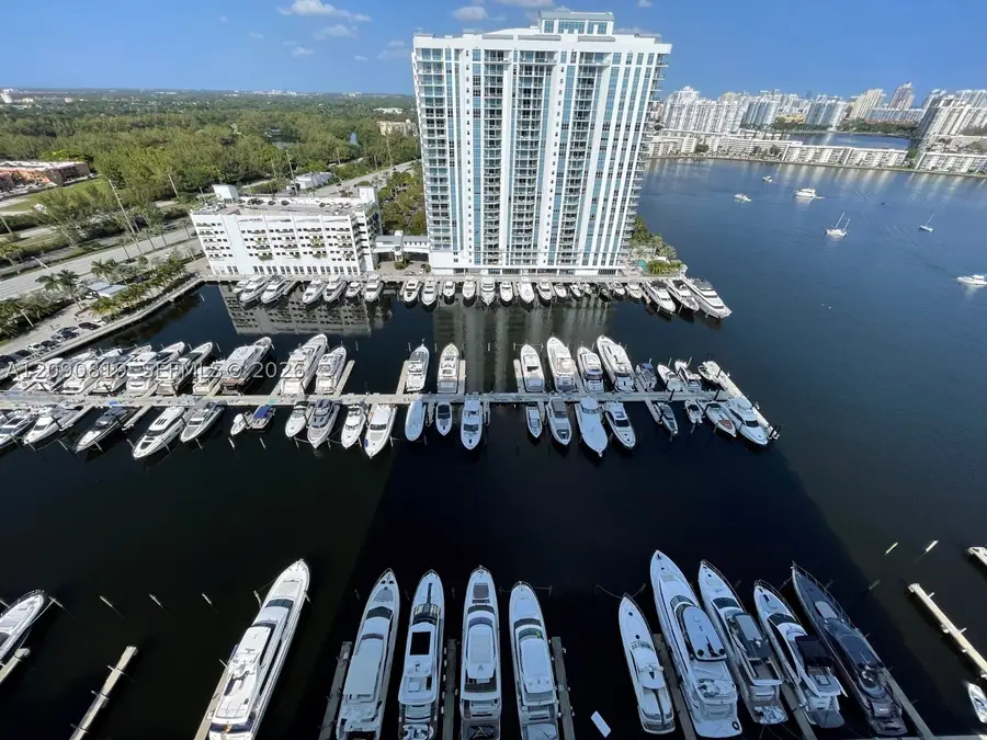 17211 Biscayne Blvd, North Miami Beach, FL 33160 - #2