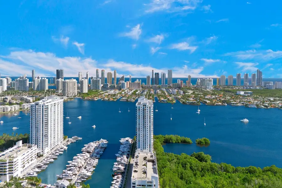 17211 Biscayne Blvd, North Miami Beach, FL 33160 - #3