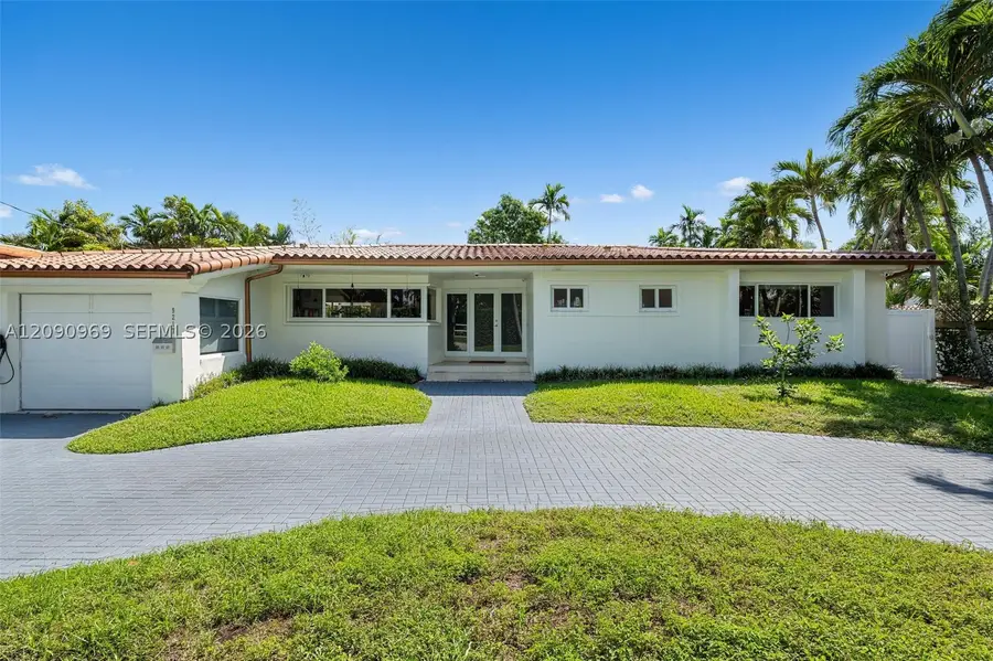 9217 Bay Dr, Surfside, FL 33154 - #2