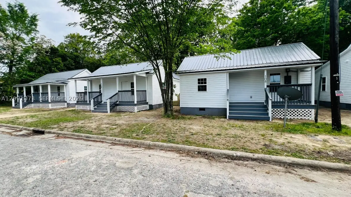 106 E Dewey Street, Goldsboro, NC 27530 - #1