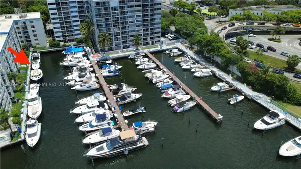 1700 NW North River Dr, Miami, FL 33125