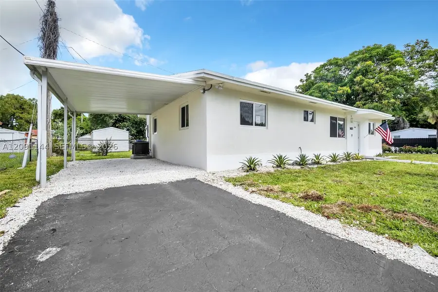 1401 NE 152nd St, North Miami Beach, FL 33162 - #2