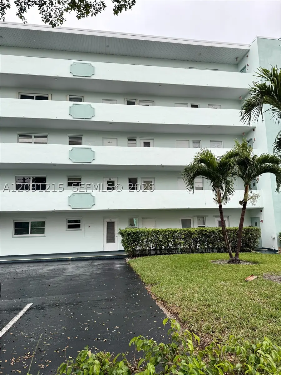 600 NE 14th Ave #224, Hallandale Beach, FL 33009 - #2